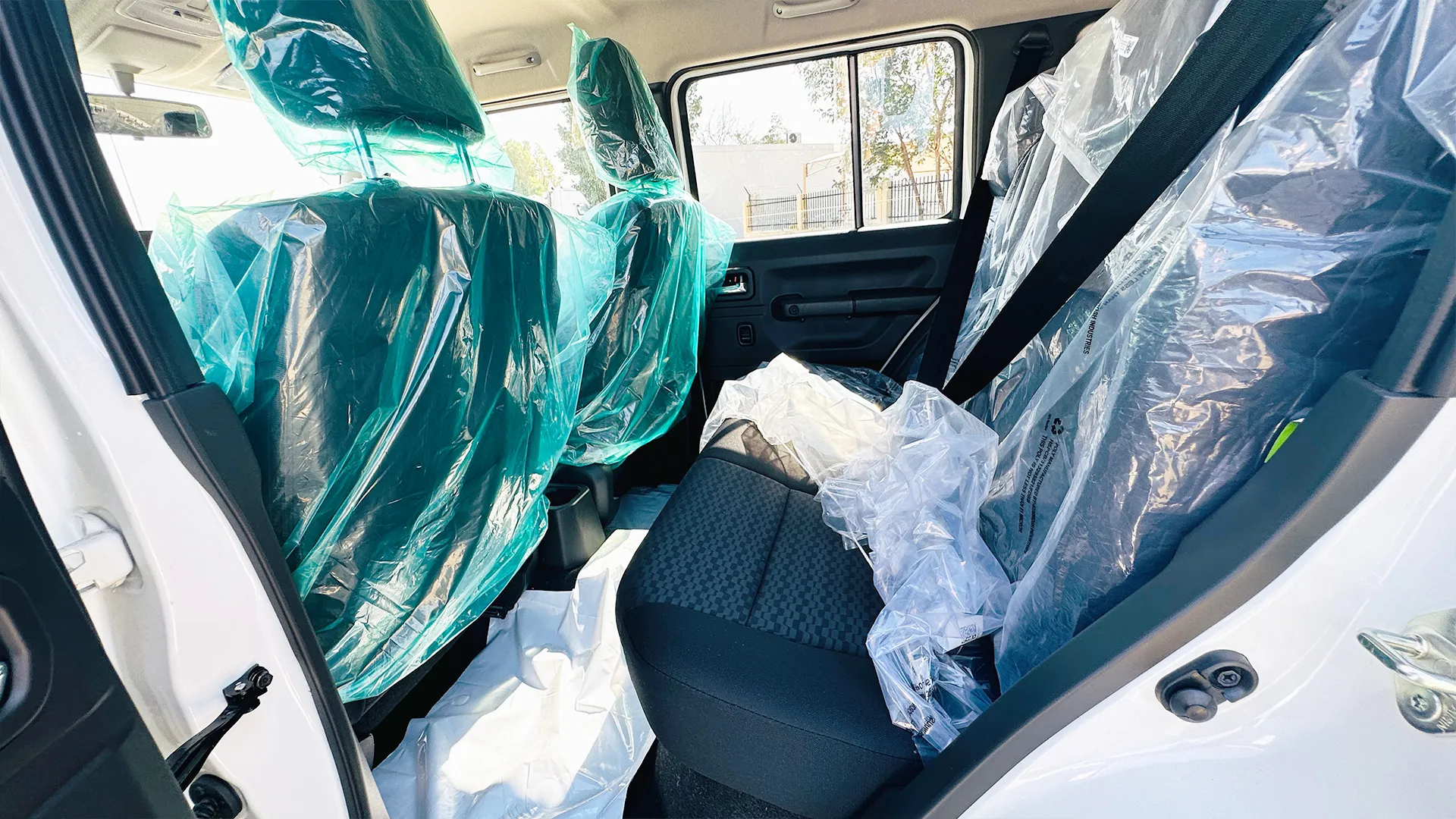 Suzuki Jimny 5 Doors image 18