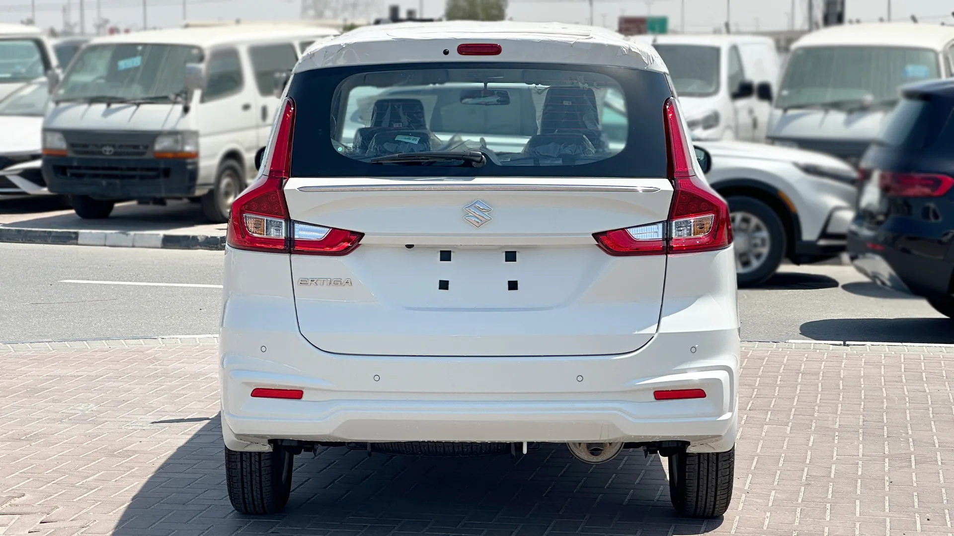 Suzuki Ertiga image 3