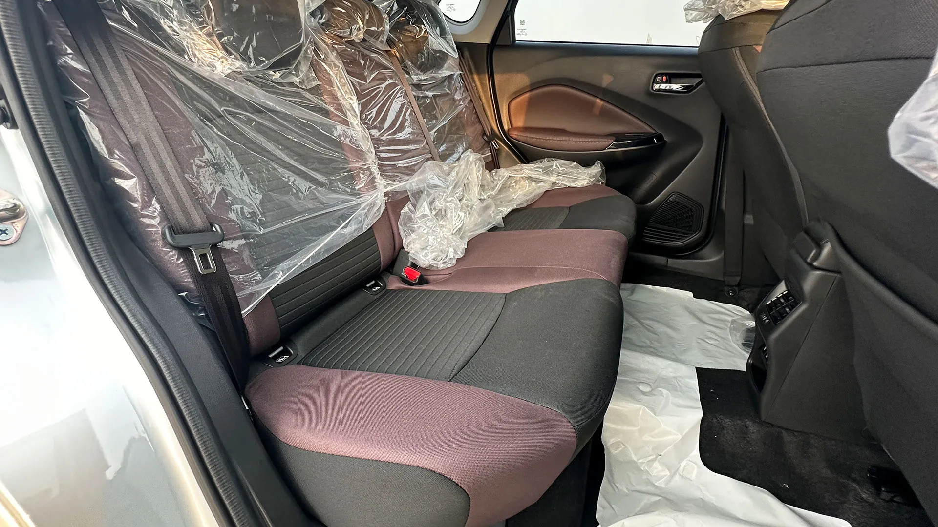 Suzuki Fronx image 12