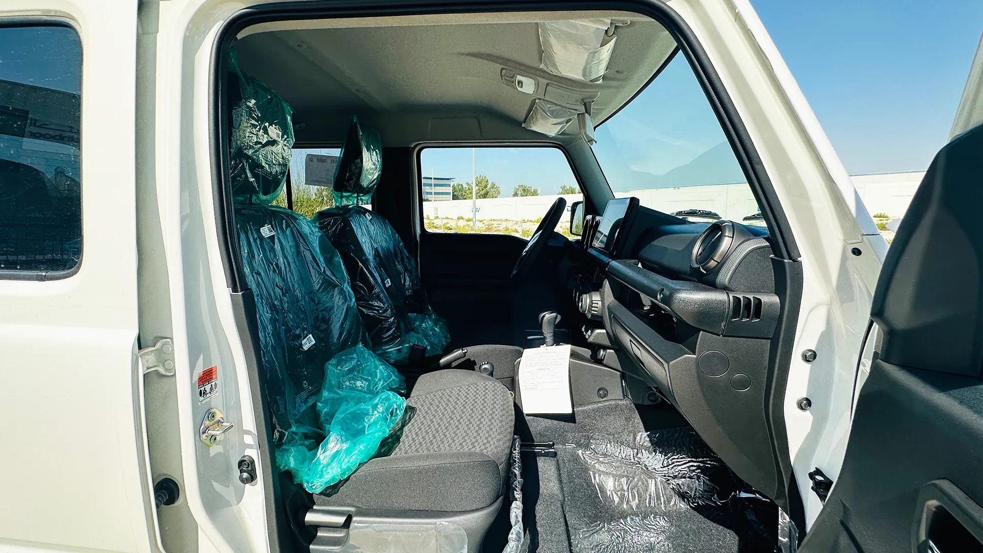 Suzuki Jimny 5 Doors image 19