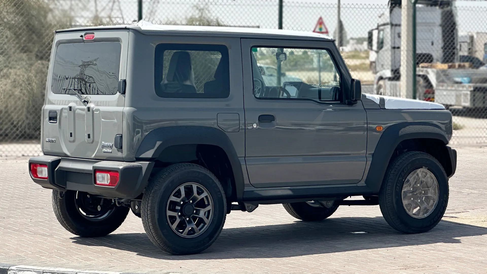 Suzuki Jimny image 5