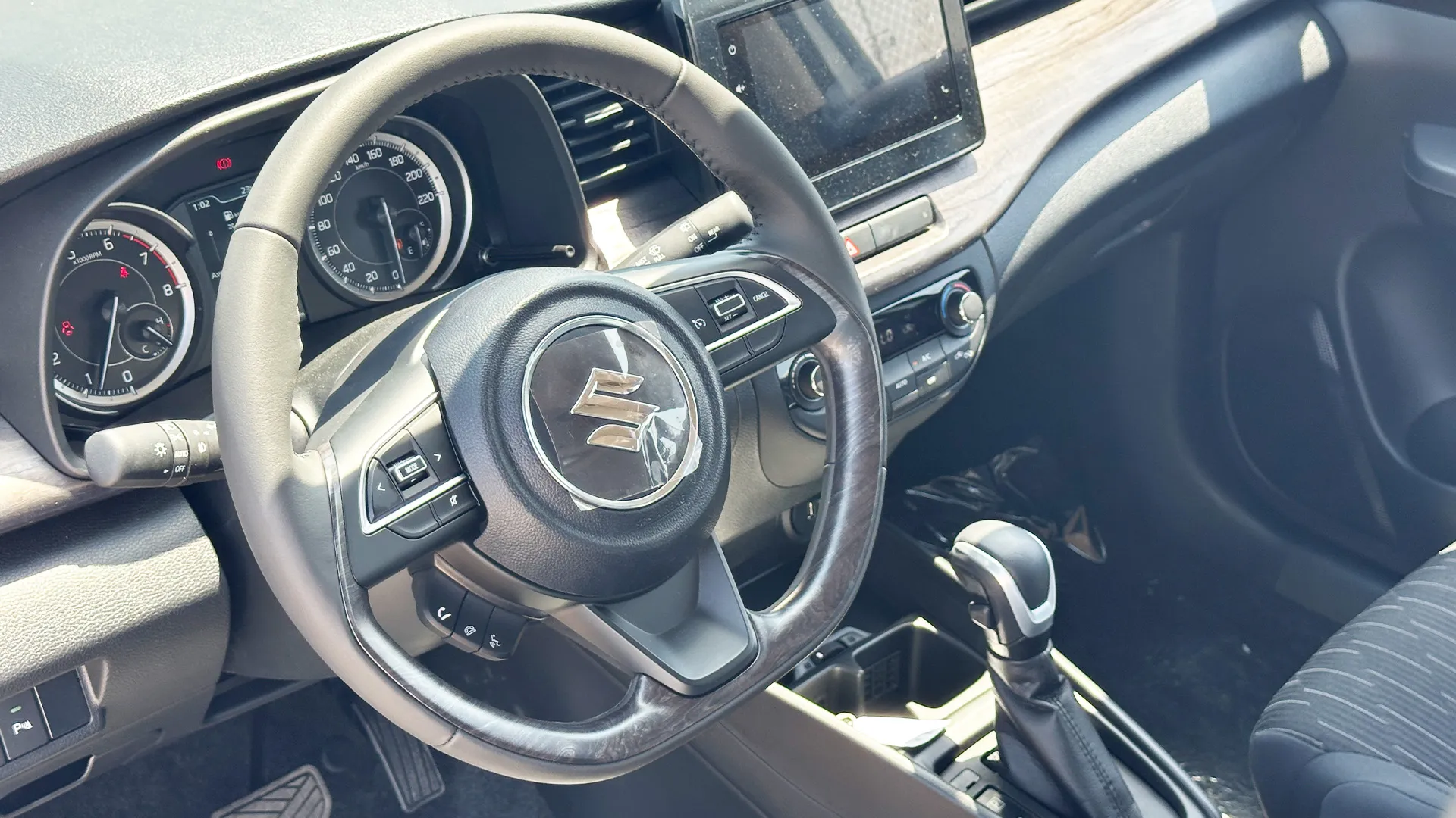 Suzuki Ertiga image 15
