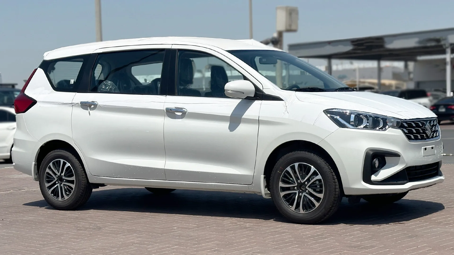 Suzuki Ertiga image 5