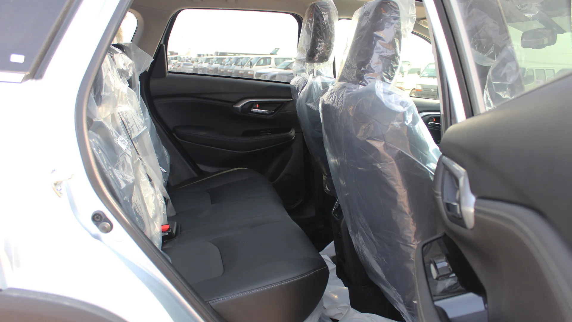 Suzuki Grand Vitara image 14