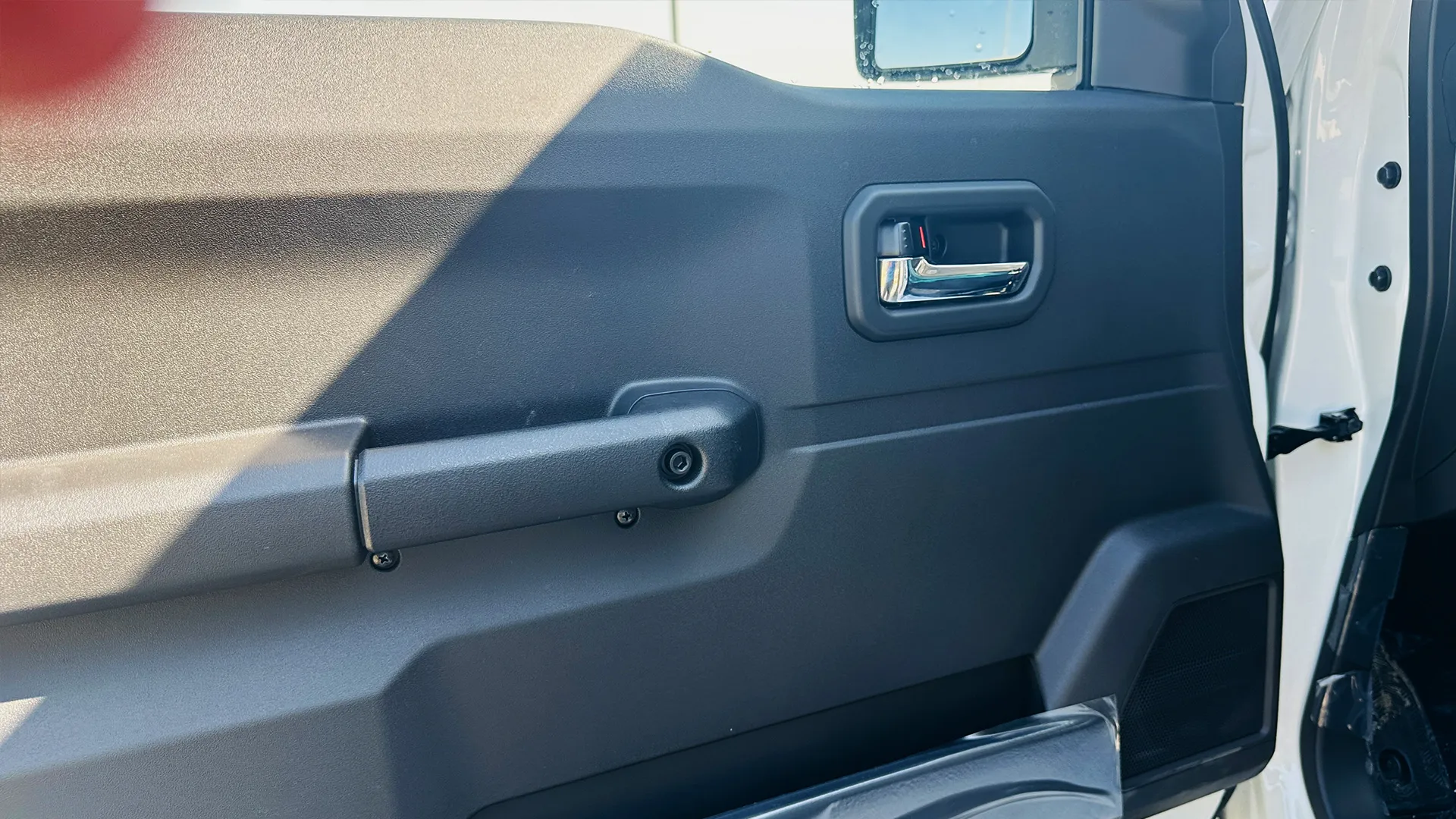 Suzuki Jimny 5 Doors image 15