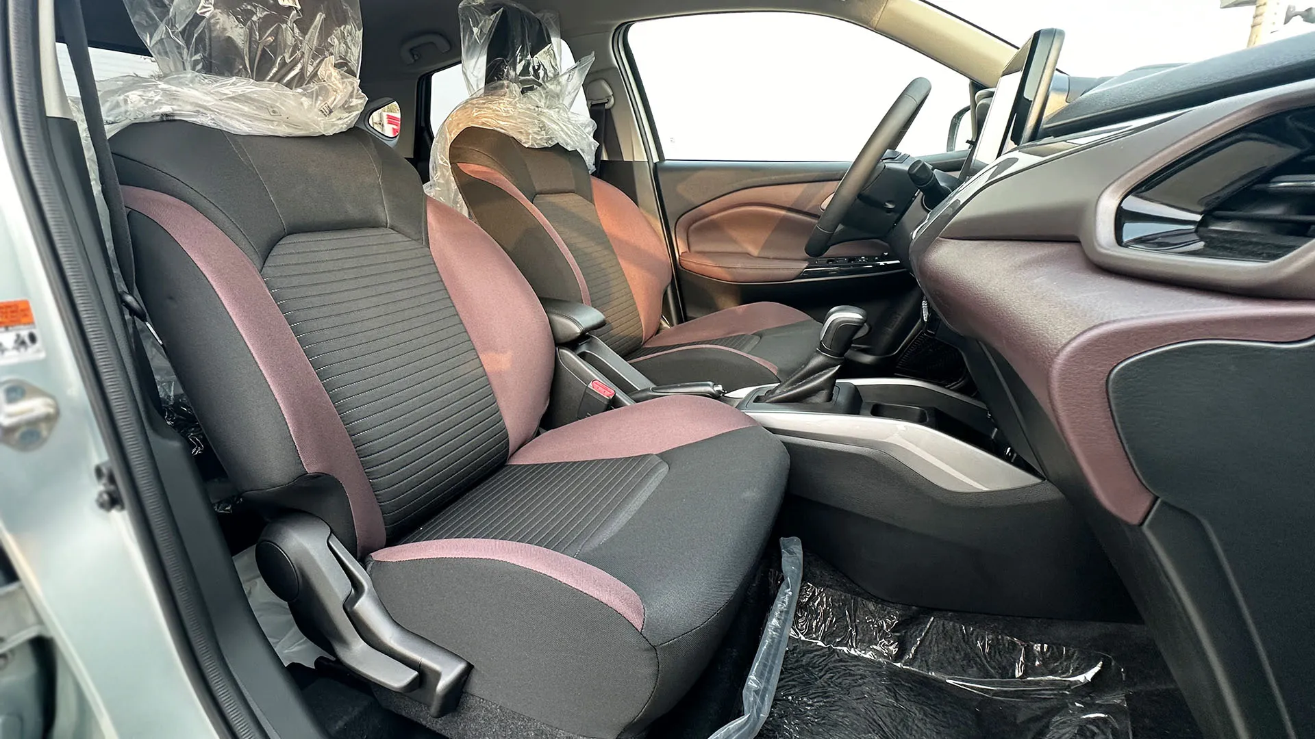 Suzuki Fronx image 11