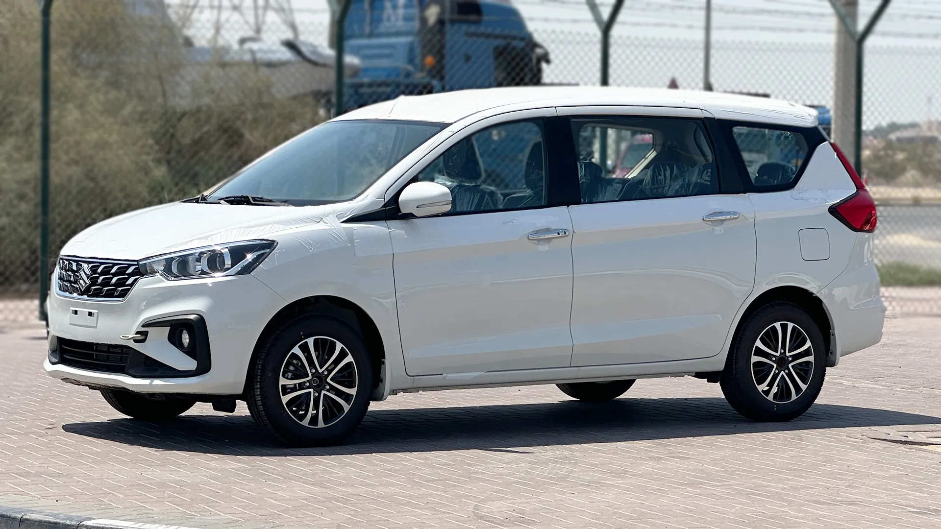 Suzuki Ertiga image 1