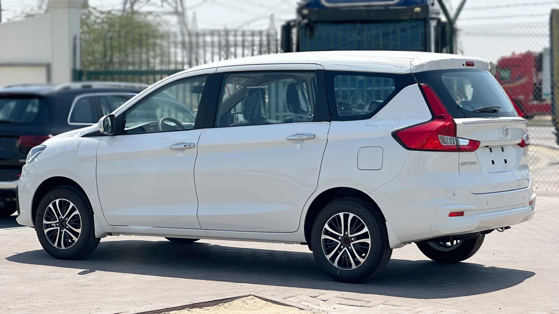 Suzuki Ertiga image 2