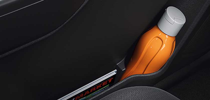 Front console cup holders